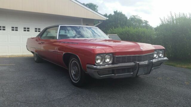 1972 Buick Electra (Fire Red/Sandalwood)