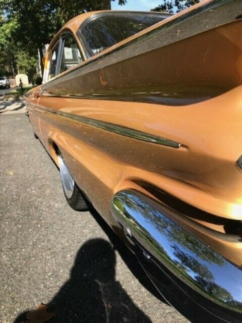 1960 Pontiac Catalina (Gold/Black)