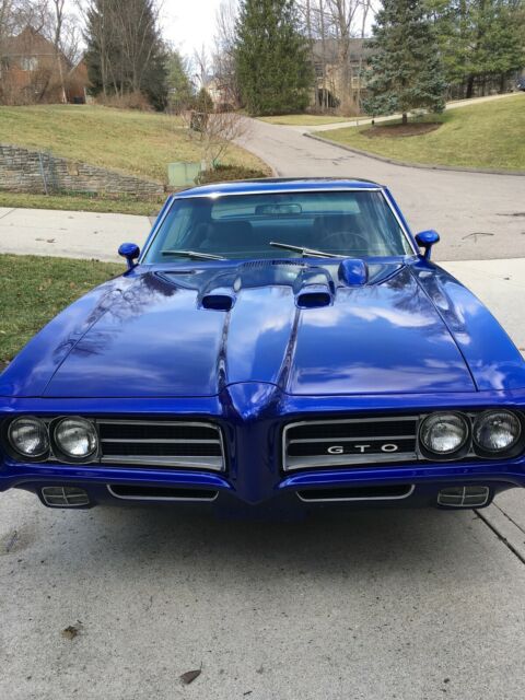 1969 Pontiac GTO 455 (Blue/Black)
