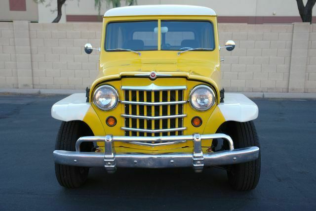 1951 Willys Wagon (Yellow/Black)