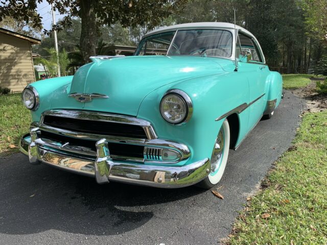 1951 Chevrolet Styleline (Green/Black)