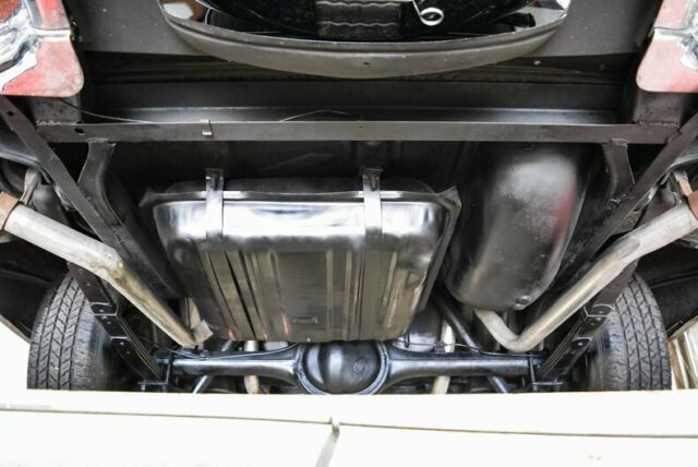 1957 Chevrolet Bel Air/150/210 (Black/Black)