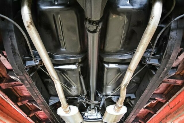 1957 Chevrolet Bel Air/150/210 (Black/Black)