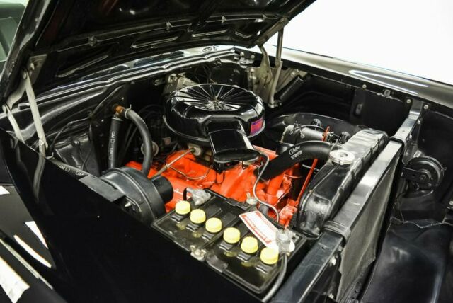 1957 Chevrolet Bel Air/150/210 (Black/Black)