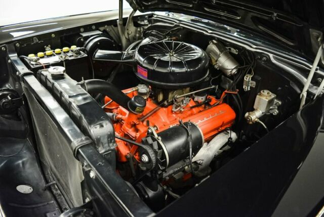 1957 Chevrolet Bel Air/150/210 (Black/Black)