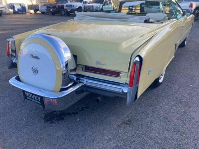 1976 Cadillac Eldorado (Yellow/Tan)