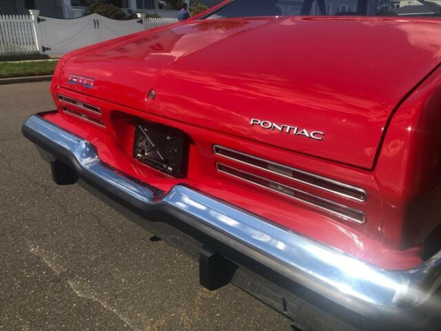 1974 Pontiac GTO (Red/Black)