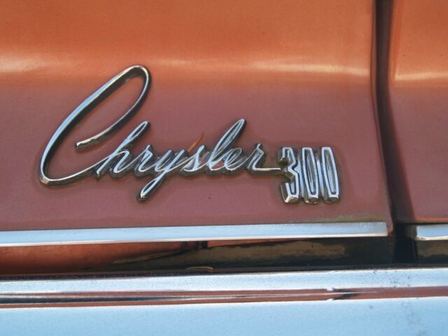 1967 Chrysler 300 Series (Orange/Black)