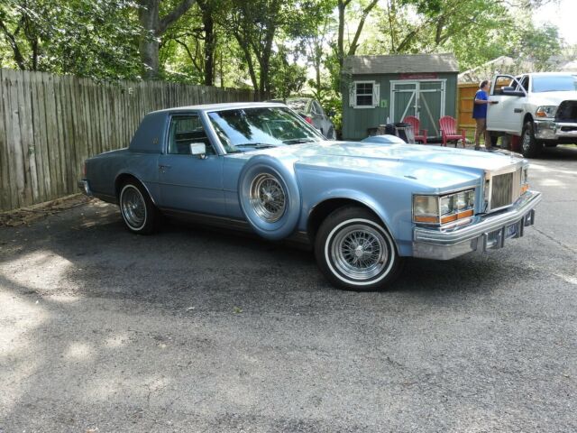 1979 Cadillac Seville (Blue/Blue)