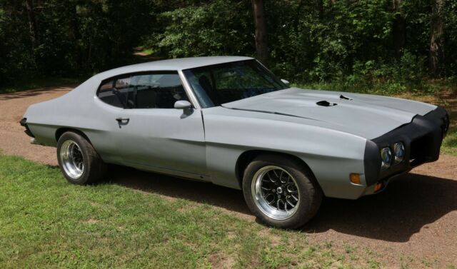 1970 Pontiac GTO (Gray/Black)