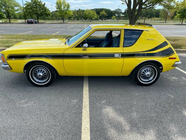 1970 AMC Gremlin (Yellow/LEVI Denim)