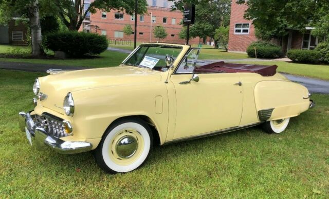 1949 Studebaker Champion (Yellow/Brown)
