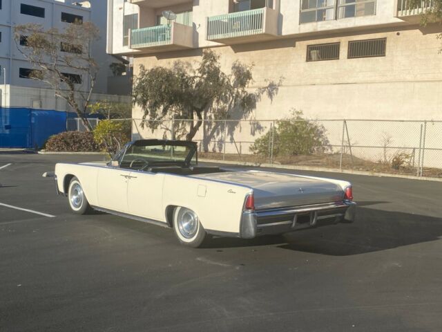 1964 Lincoln Continental (White/Black)