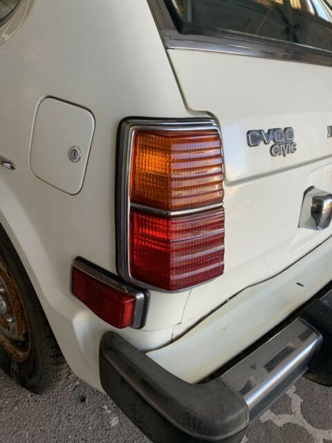 1979 Honda Civic (White/Teal)