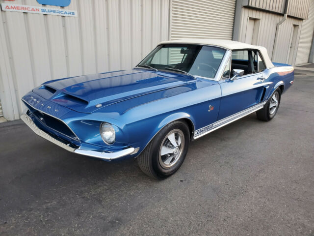 1968 Ford Mustang (Blue/Black)