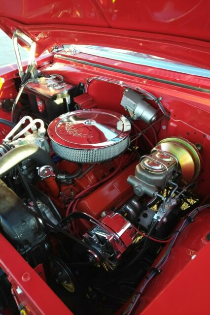 1955 Chevrolet Bel Air/150/210 (Red/Gray)