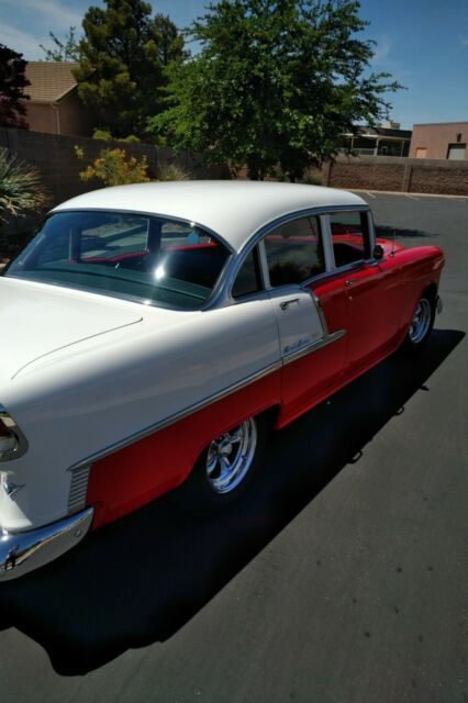 1955 Chevrolet Bel Air/150/210 (Red/Gray)