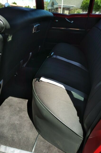 1955 Chevrolet Bel Air/150/210 (Red/Gray)