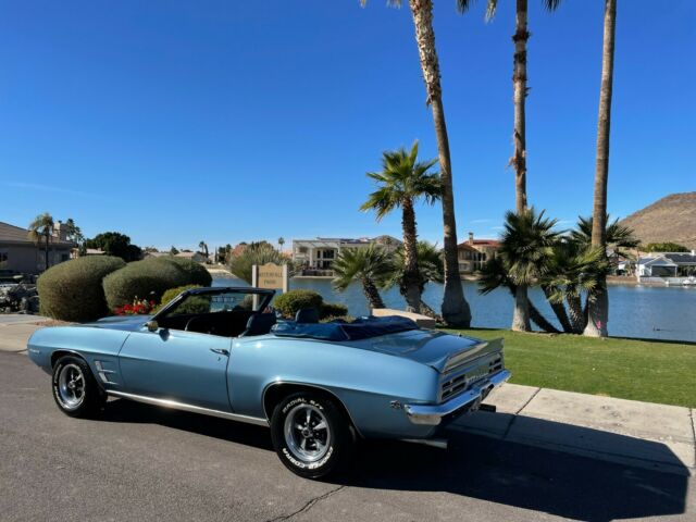 1969 Pontiac Firebird (Blue/Blue)