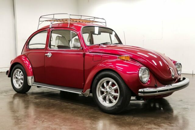 1972 Volkswagen Beetle - Classic (Maroon/Maroon)