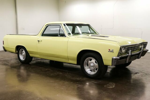 1967 Chevrolet El Camino (Yellow/Black)