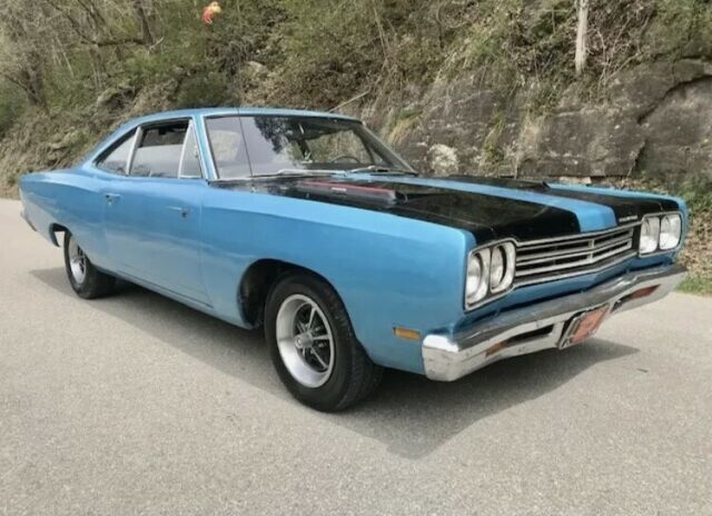 1969 Plymouth Road Runner (Blue/Black)
