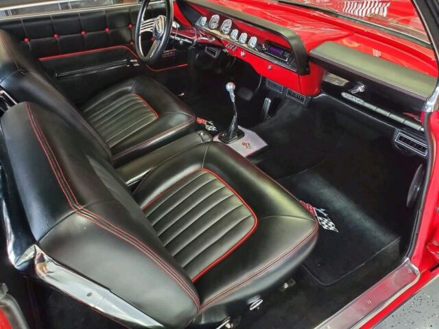 1962 Chevrolet Impala (Red/Black & White)
