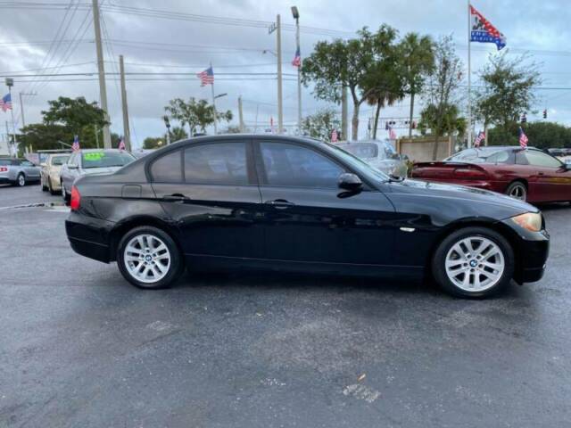 2006 BMW 3-Series (Red/Gray)