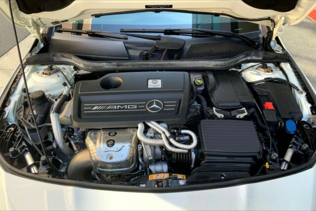 2018 Mercedes-Benz CLA-Class (CIRRUS WHITE/Black MB TEX)
