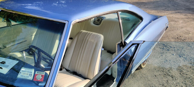 1967 Chevrolet Impala (Black/Tan)