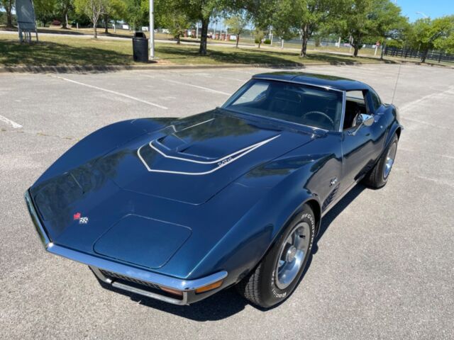 1972 Chevrolet Corvette (Blue/Black)