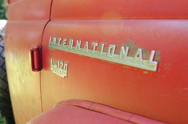 1950 International Harvester L120