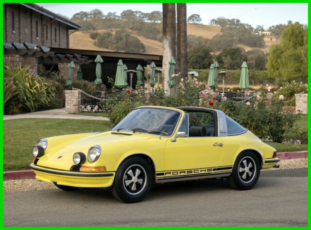 1972 Porsche 911 (Yellow/Black)