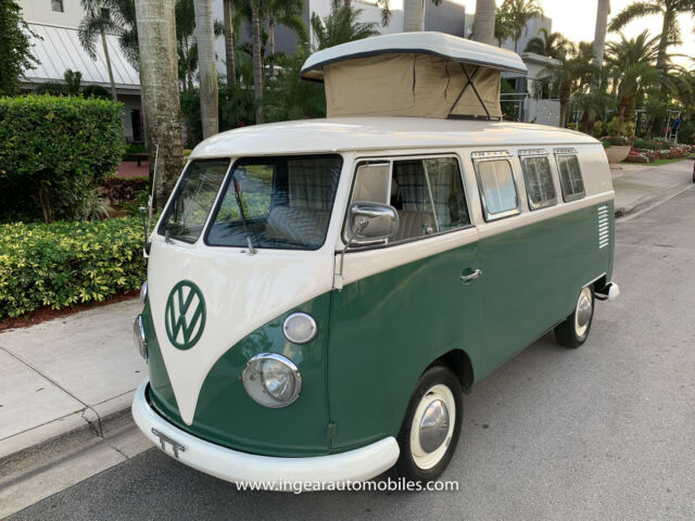 1966 Volkswagen Bus/Vanagon (Green/Tan)