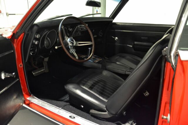 1968 Chevrolet Camaro (Orange/Black)