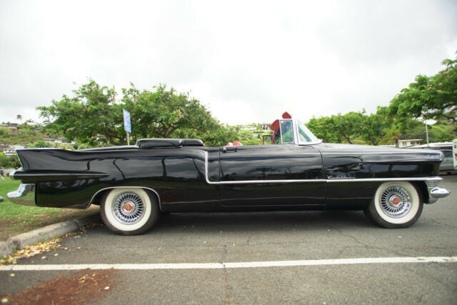 1955 Cadillac Eldorado (Black/Red)