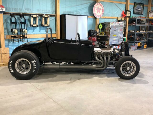 1927 Ford T roadster 1927 1932 coupe (Black/Black)