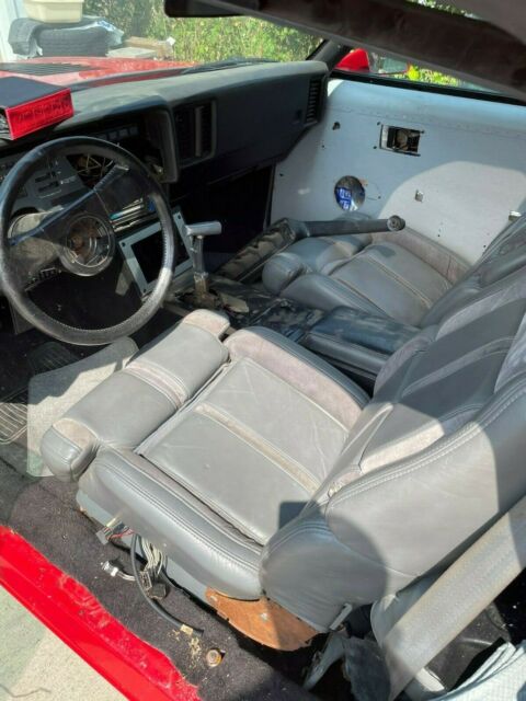 1976 Chevrolet El Camino (Red/Gray)