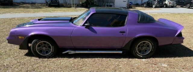1980 Chevrolet Camaro (Purple/Black)