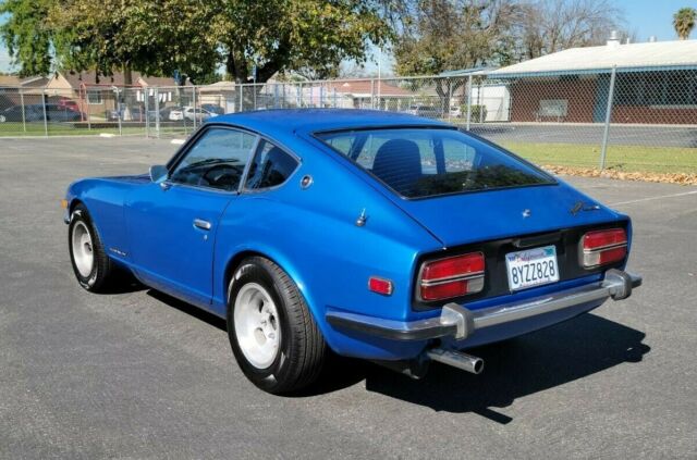 1973 Datsun Z-Series (Blue/Black)