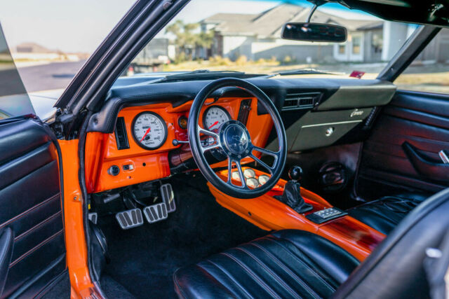 1969 Chevrolet Camaro (Orange/Black/Black)