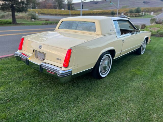 1979 Cadillac Eldorado (Colonial Yellow/Cream)