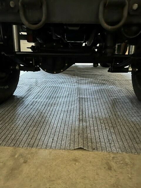 1963 Willys Custom 300 (White/Black)