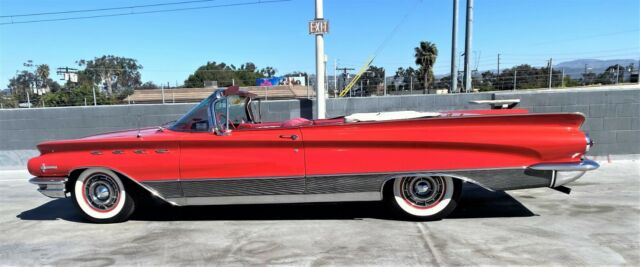 1960 Buick Electra (Red/Red/White)