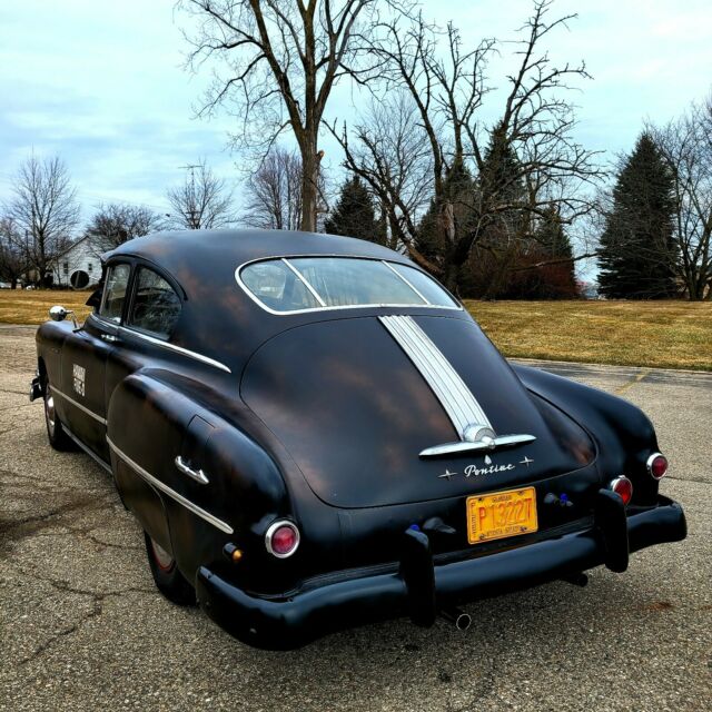 1950 Pontiac Streamliner Fastback (Black/Black)