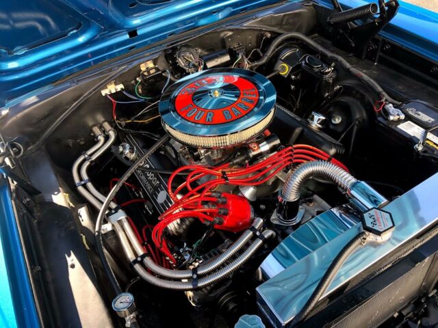 1967 Dodge Coronet (Blue/White)
