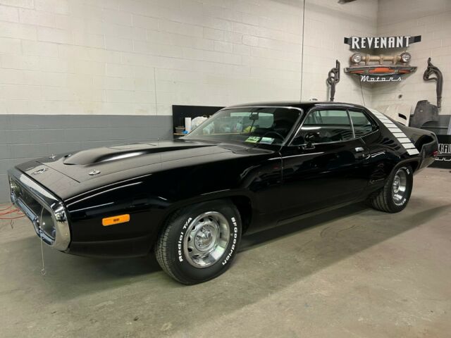 1972 Plymouth Road Runner (Blue/iVORY)