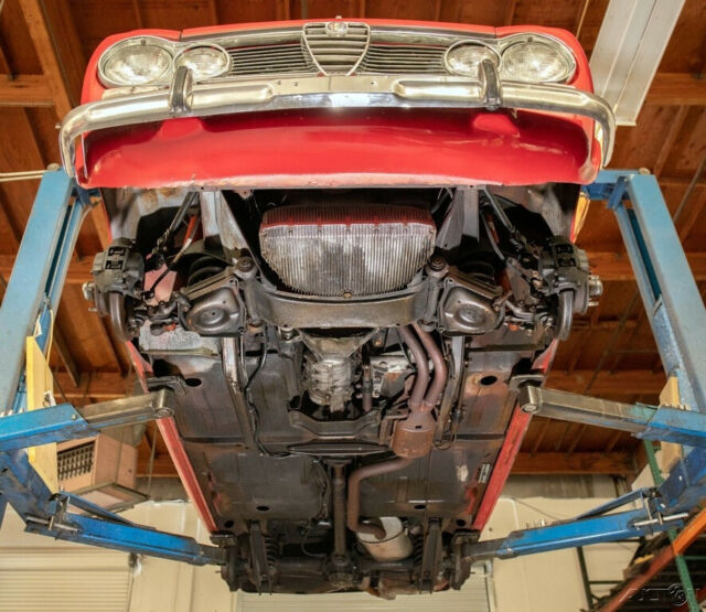 1967 Alfa Romeo Giulia (Red/Black)