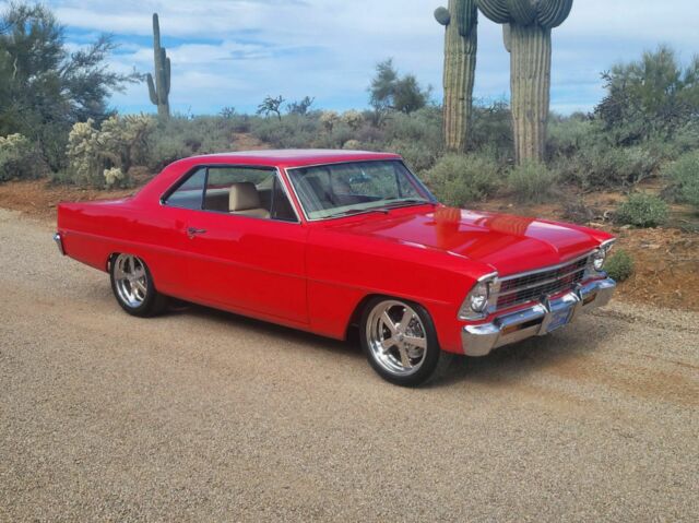 1967 Chevrolet Nova (Red/Tan)