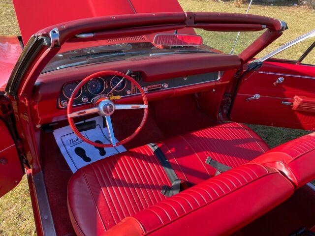 1968 Pontiac Tempest (Red/Red)